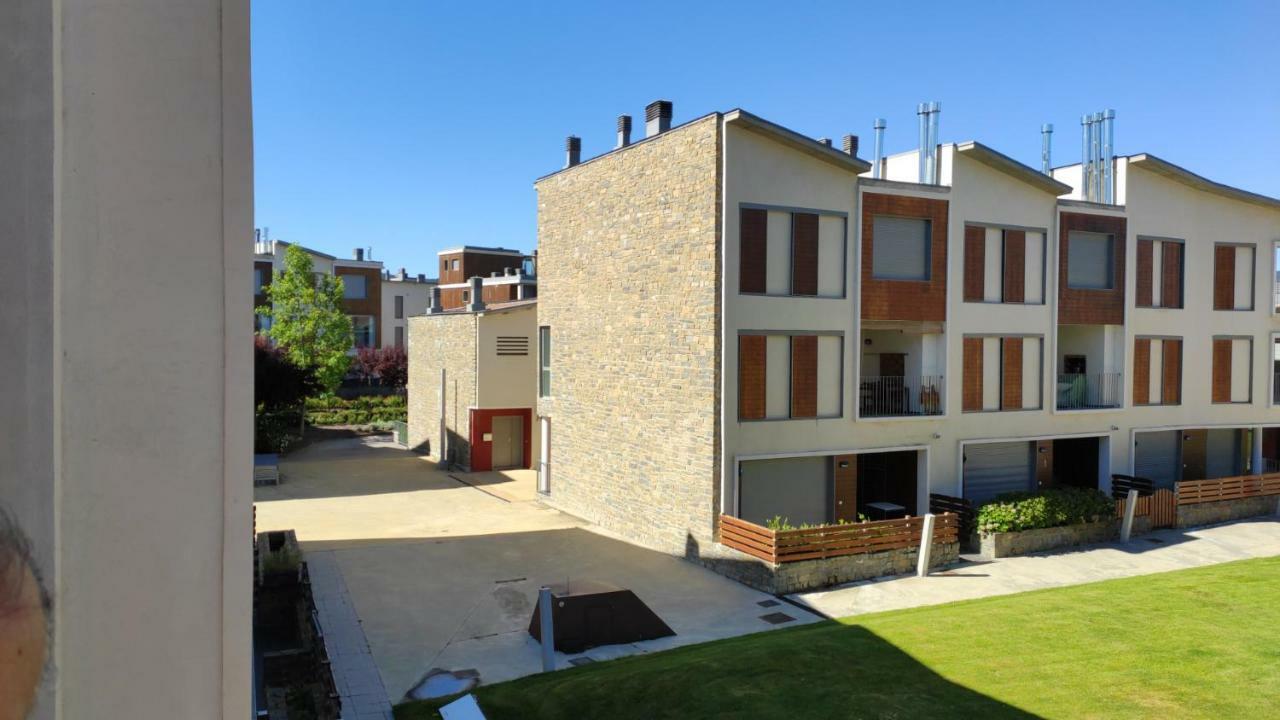Appartement Golf Y Nieve à Sabiñánigo Extérieur photo